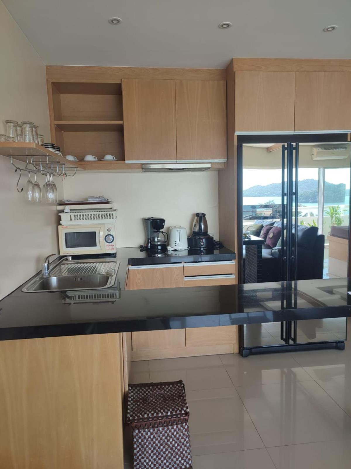 Patong Tower Holiday Rentals Экстерьер фото