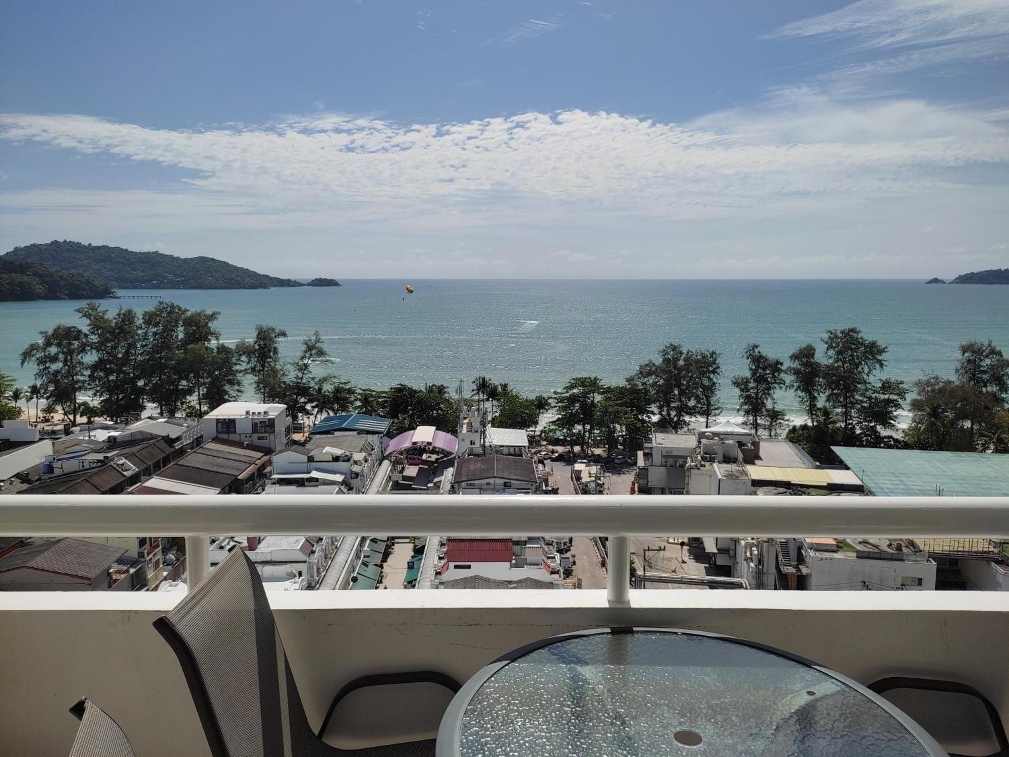 Patong Tower Holiday Rentals Экстерьер фото